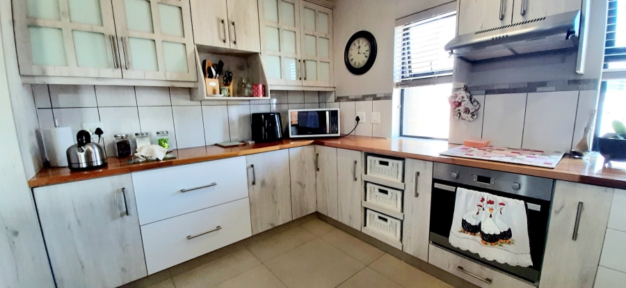 3 Bedroom Property for Sale in Blue Mountain Village Western Cape